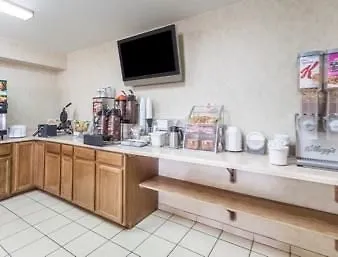 Super 8 By Wyndham Hotel Woodstock